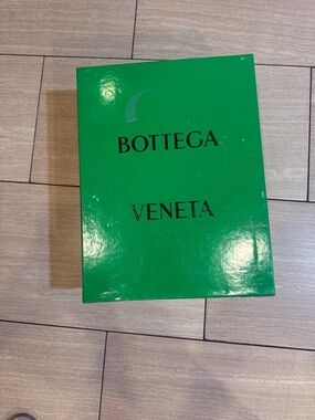 Bottega Veneta Green Box
